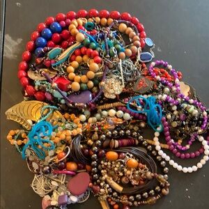 Colorful Women's Vintage 2 Now Necklace Collection Lot #PM-1446